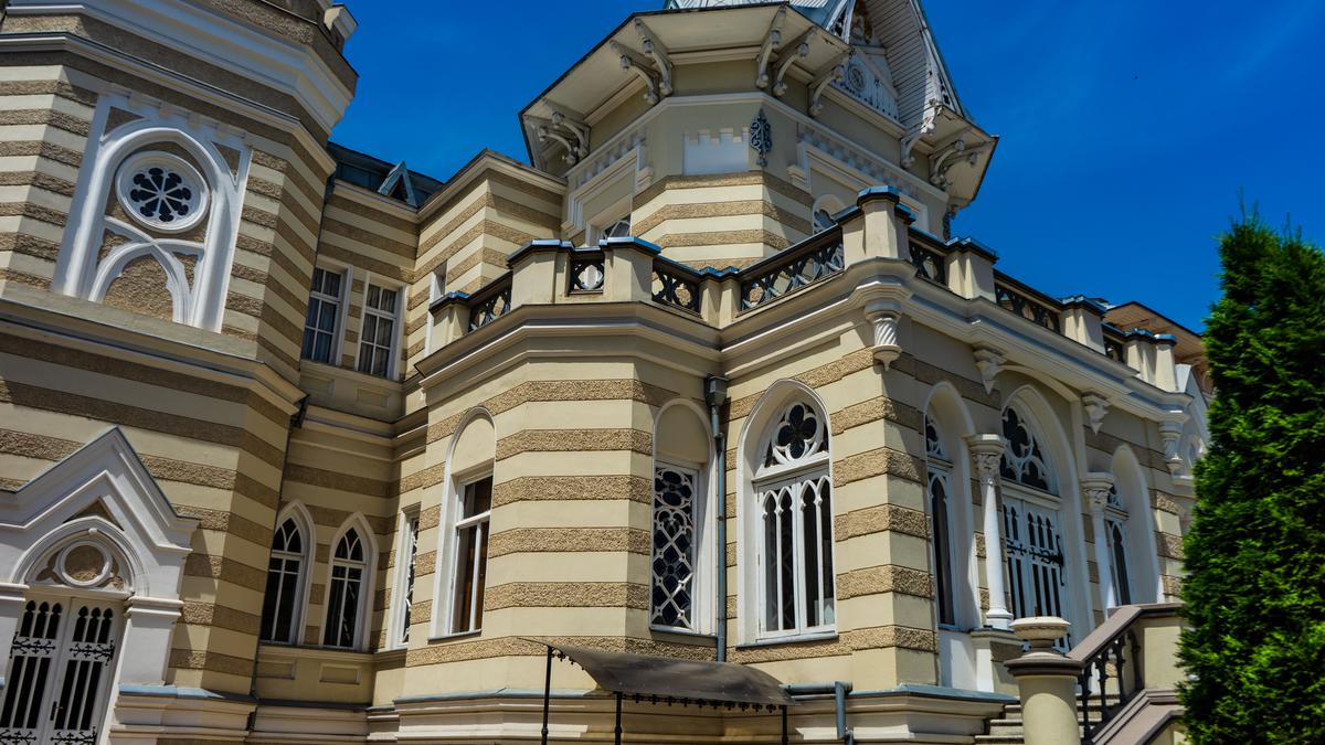 Дворец искусств Тбилиси