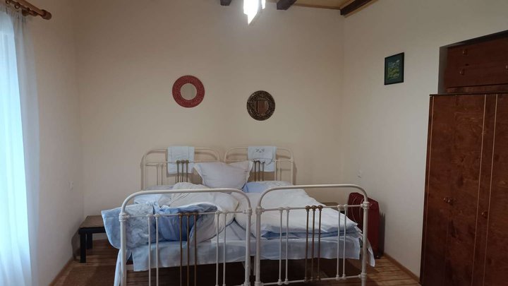 Elizabeth's Rooms