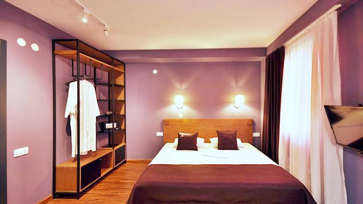 ELLE BOUTIQUE HOTEL