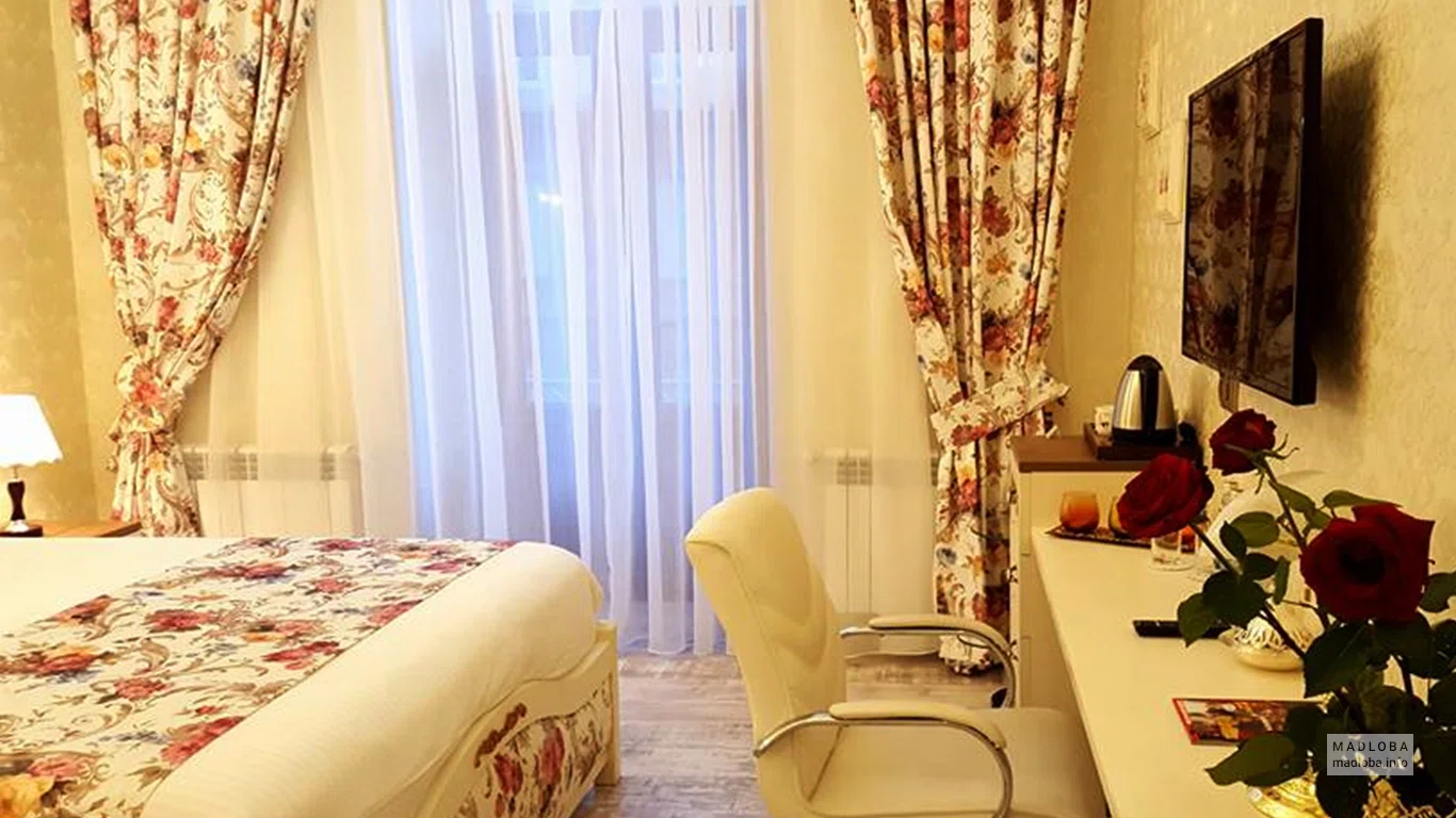 Интерьер номера в отеле «English Home Hotel Tbilisi»