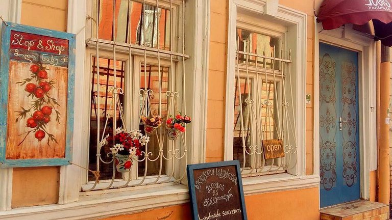 Estia - Handmade Arts Boutique