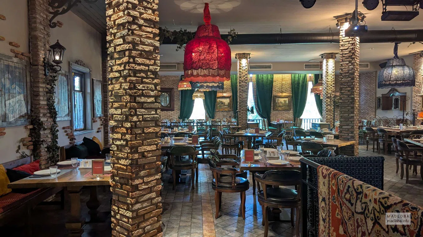 🍷 Ethnographer restaurant in Tbilisi: delicious, soulful and with live music