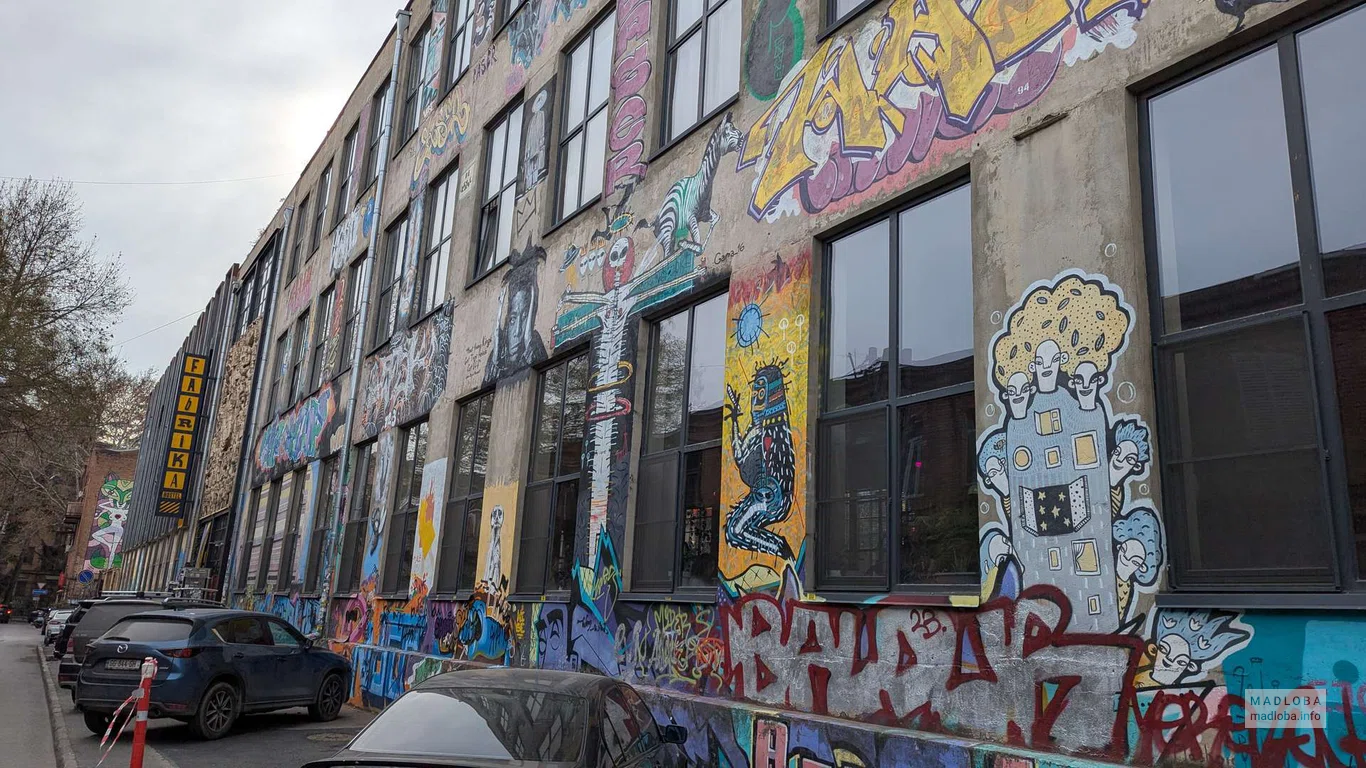 Fabrika Hostel
