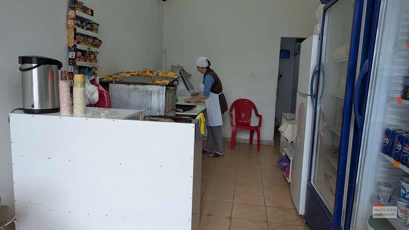 Фастфуд, напитки и горячие лаваши в Fast Food