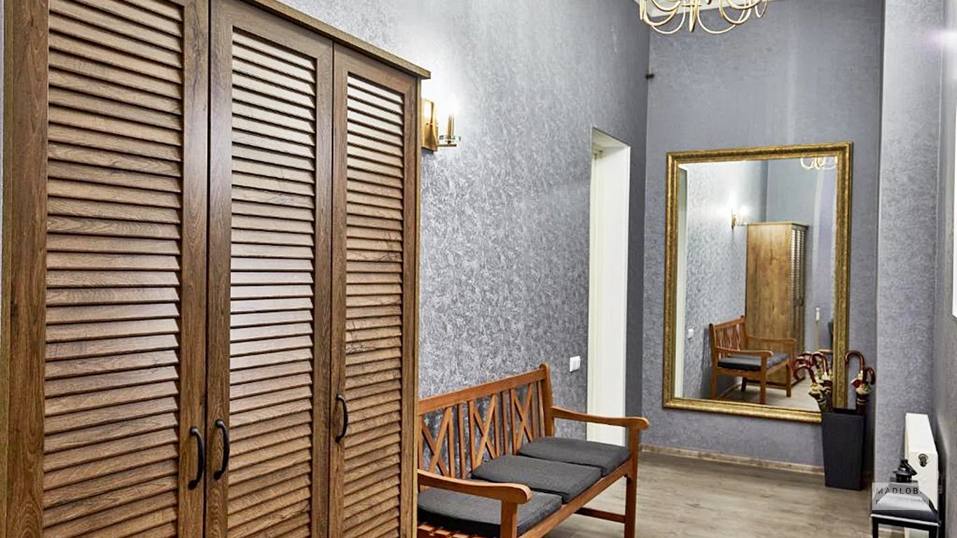 Шкаф в номере 2nd Floor Tbilisi