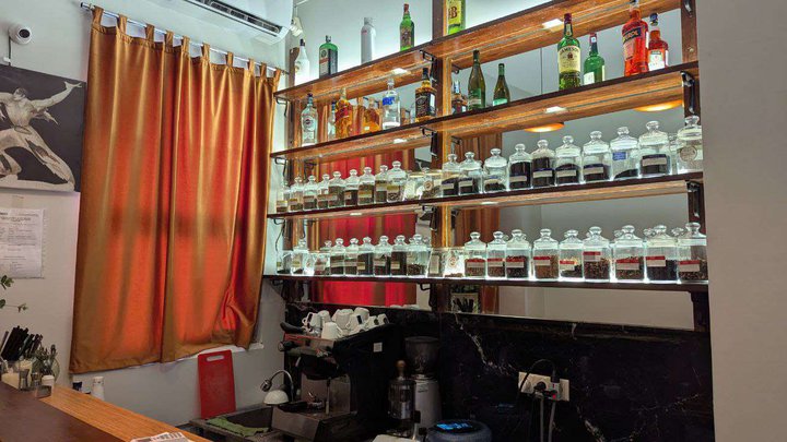 Tea House Foe-Foe