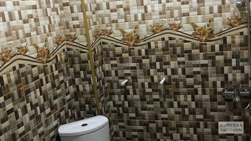 Туалет в номере отеля