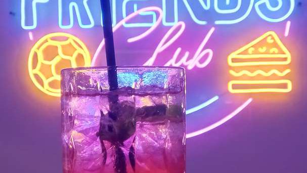 Friends club