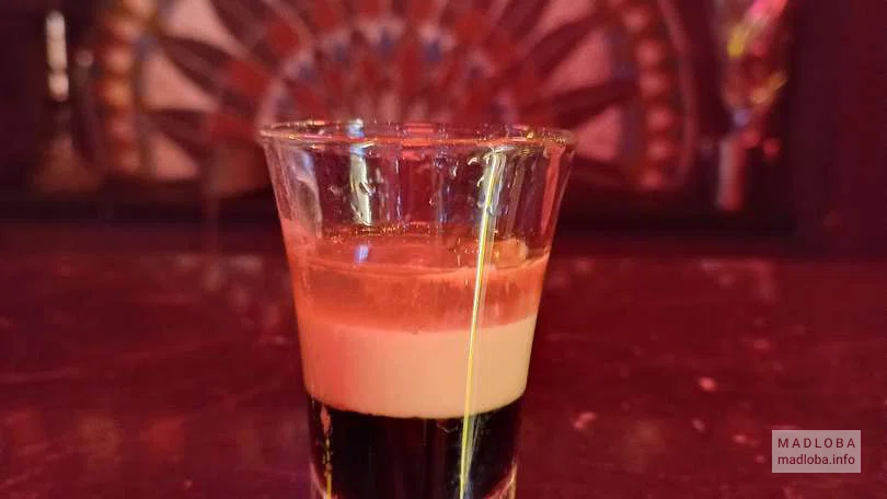 Коктейль в GO BAR