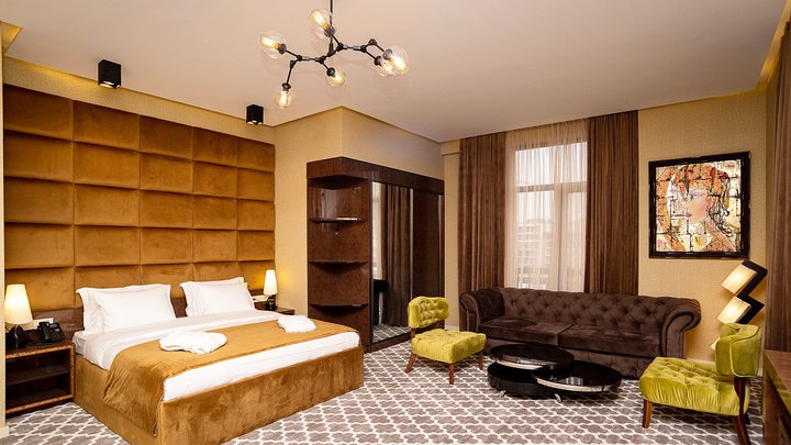 Gallery Art Hotel