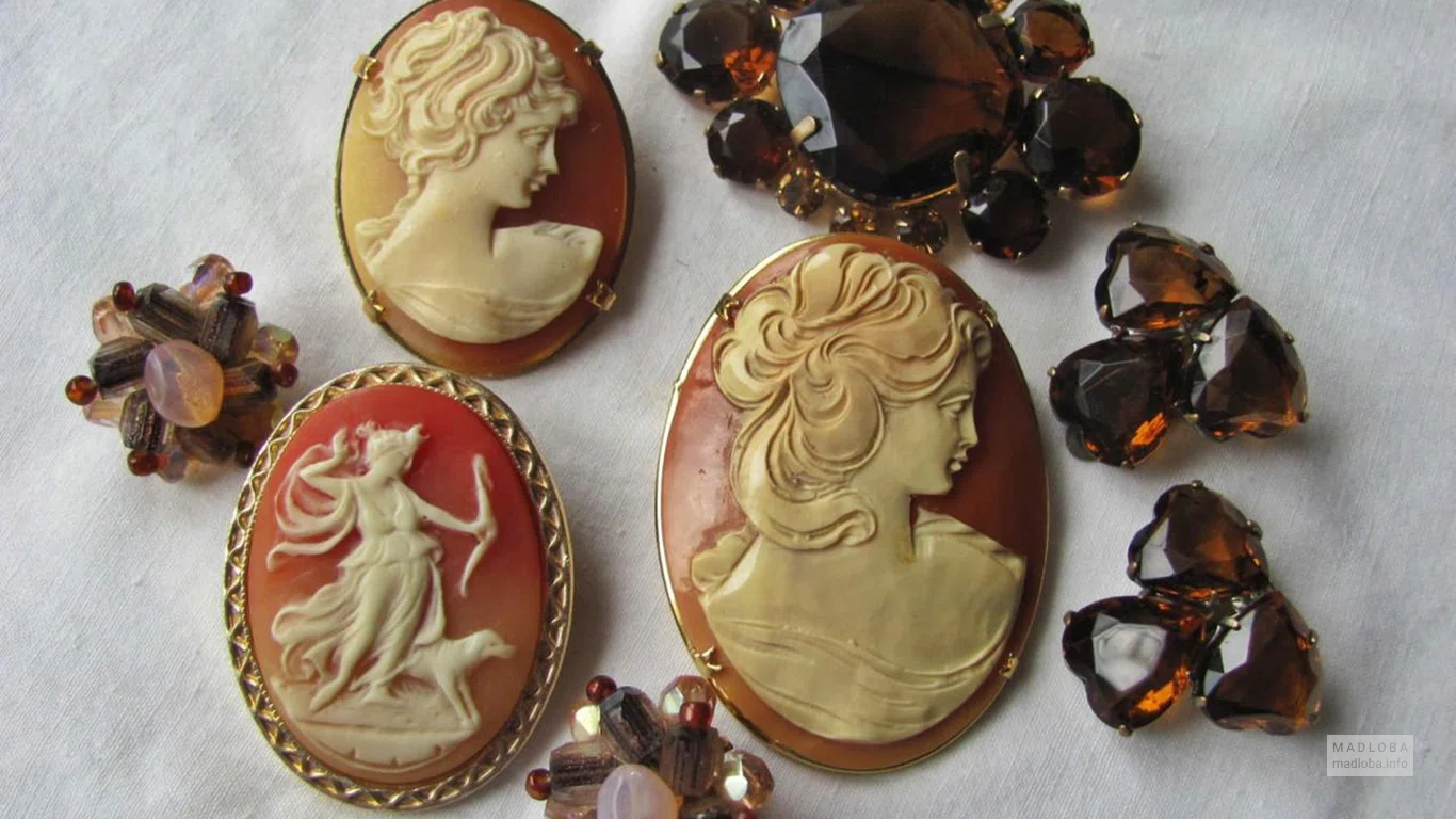 Изделия из камня в галерее Cameo