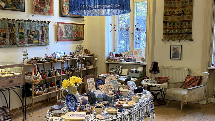 Gallery 27