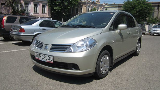 ქირავდება ავტომობილი Geo Rent Car