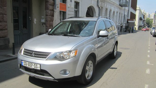 ქირავდება ავტომობილი Geo Rent Car