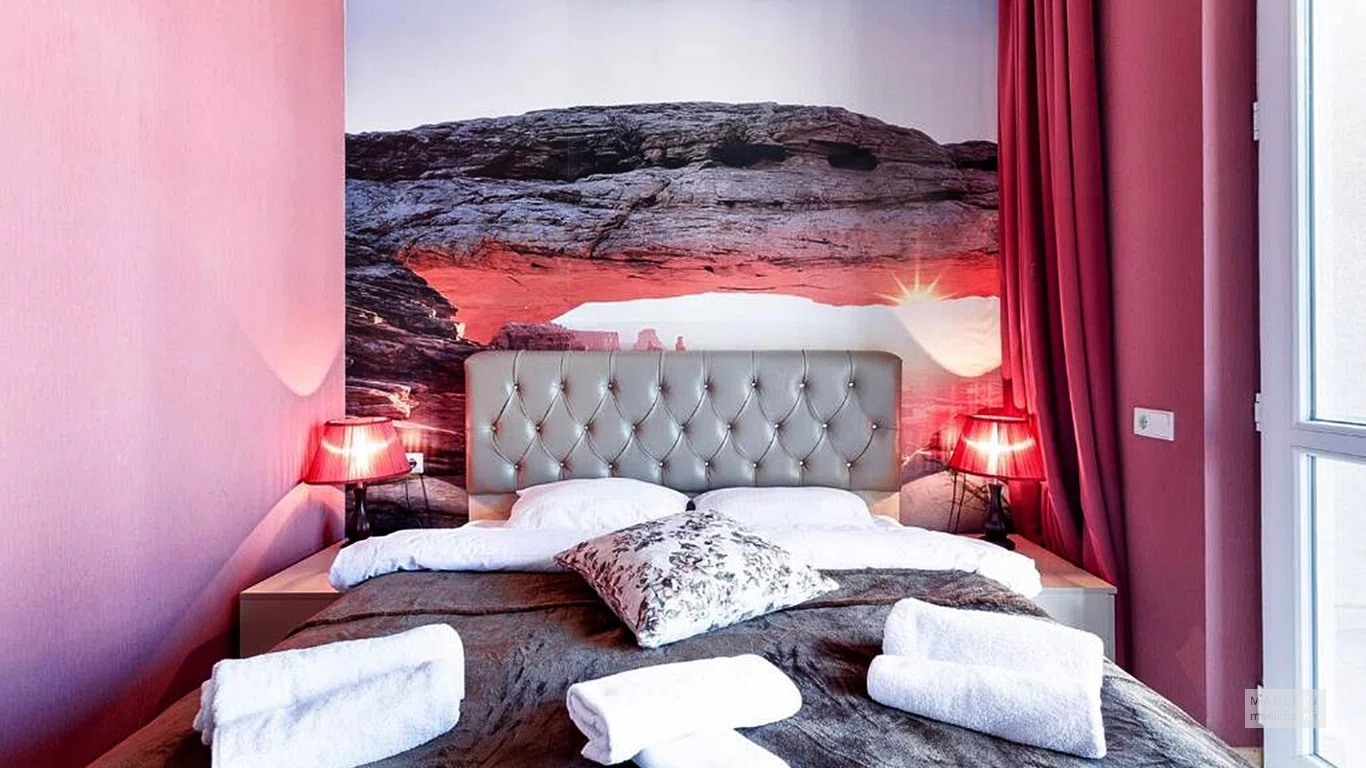 Кровать в номере Georgia Hotel Villa