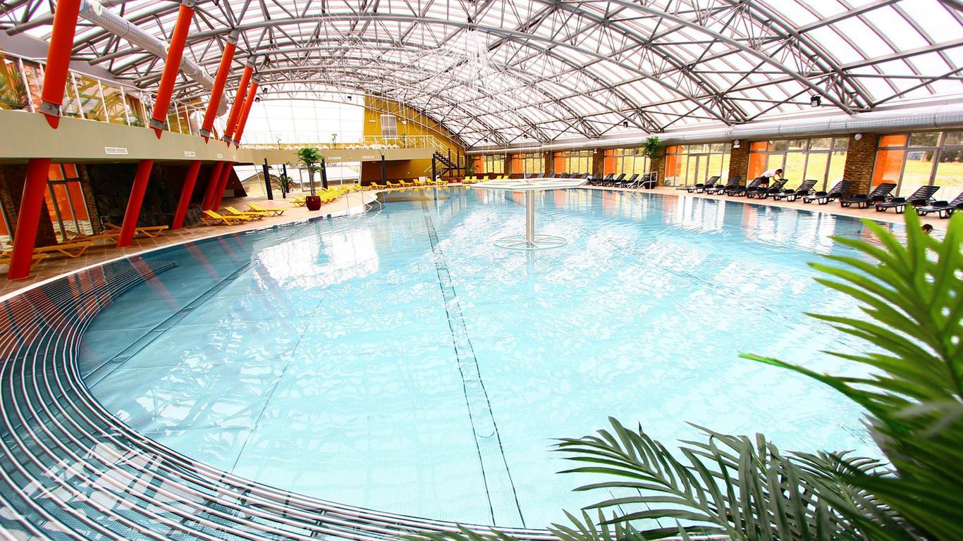 Outdoor pools and high-class slides in the center of Gino Paradise