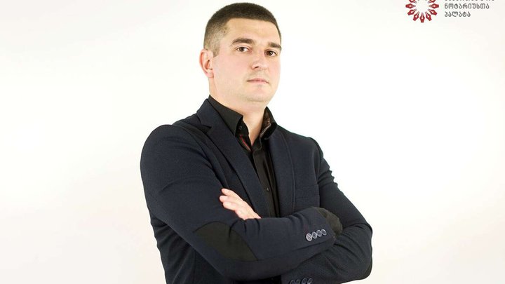 გიორგი მინაძე