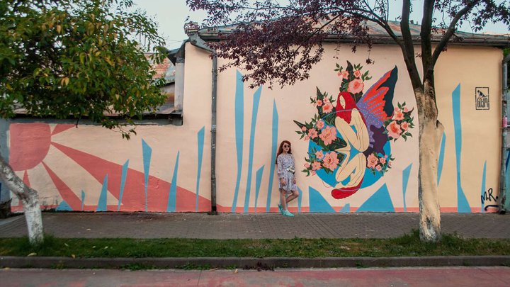 NIKO Street Art: Mariam Ramishvili - Flower Girl Mural