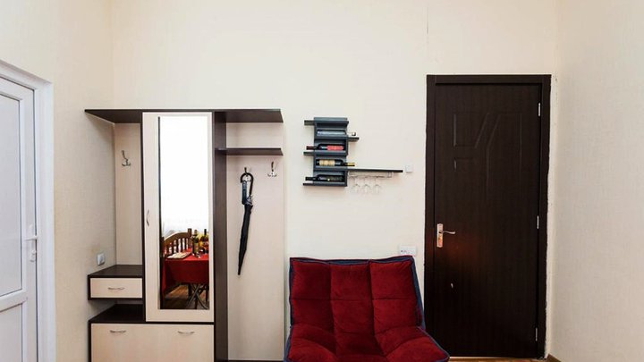 Gis Guest House