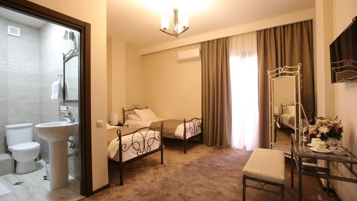 Golden Nugget Tbilisi