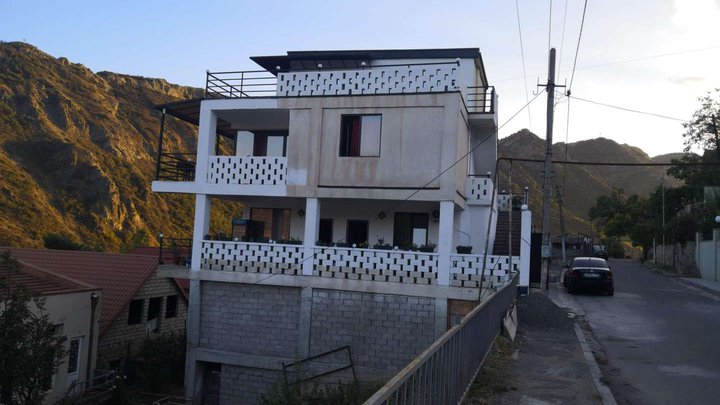 თეთრი
