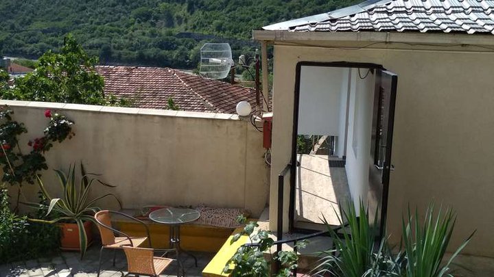Guest house (Rustaveli St.)