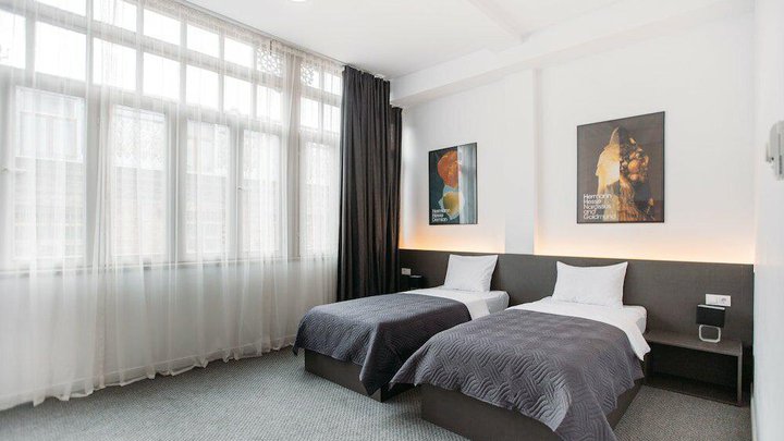 Elesa Hotel