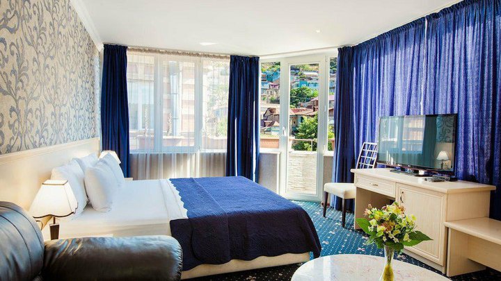 Hotel Sharden