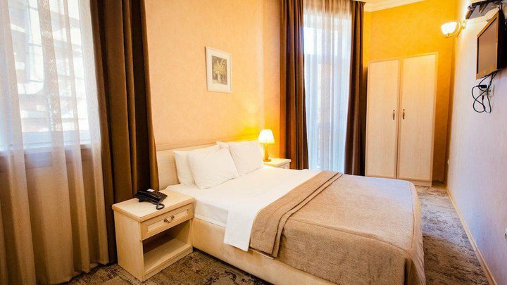 Hotel Sharden