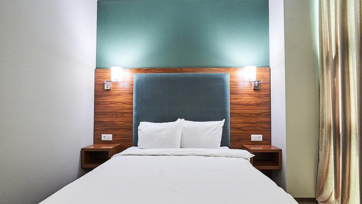 Green Tower Hotel
