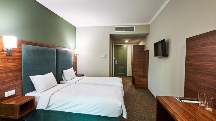 Green Tower Hotel