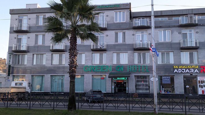 Green Hotel