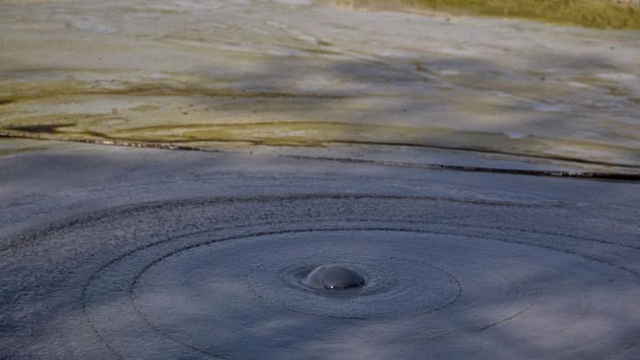 Kilakupra and Takhti-Tefa mud volcanoes, Dali reservoir