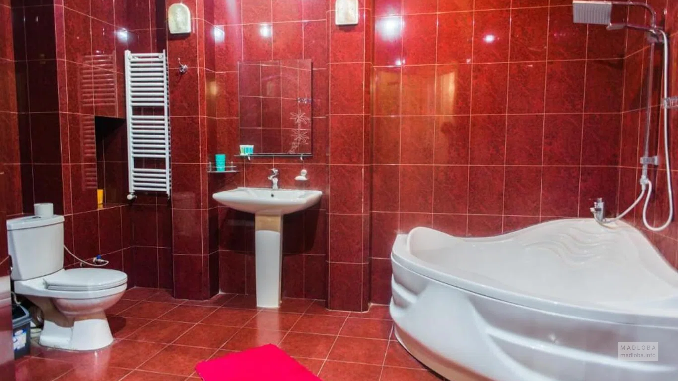 Санузел в номере отеля Guesta - Elite Residence