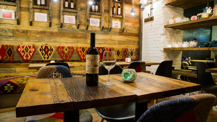 ღვინის ბარი G. Vino