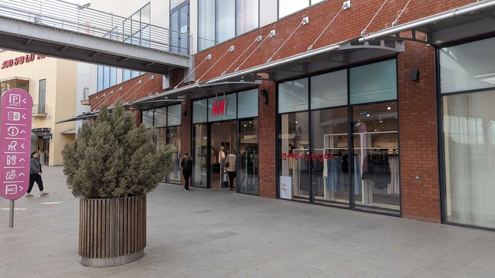 H&M (ისთ პოინტი)