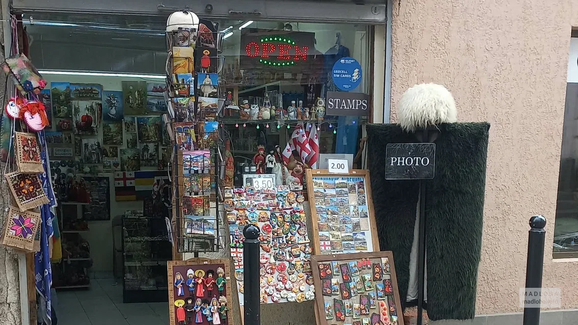 Handmade Shop from Helena — магазин авторских сувениров и подарков в Тбилиси