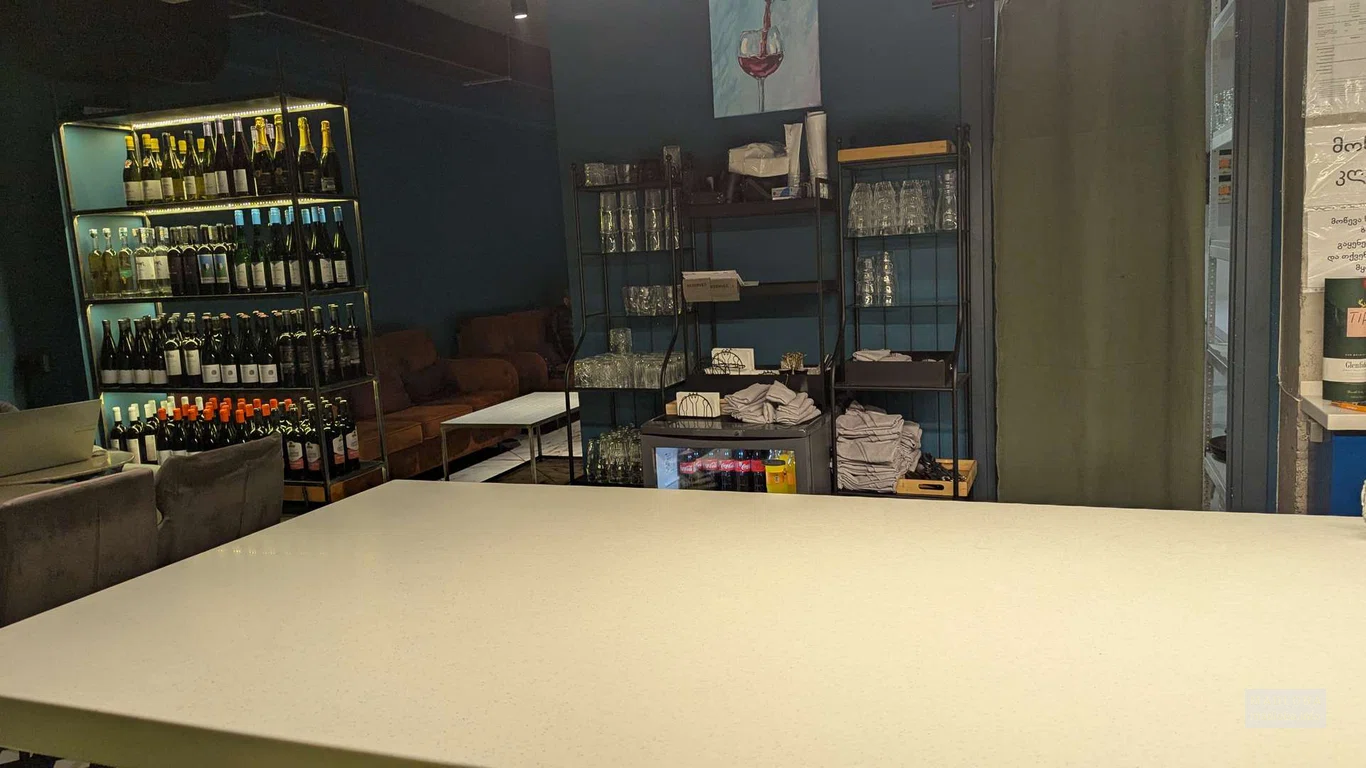 алкоголь в кальян-баре Hookah Place na Saburtalo