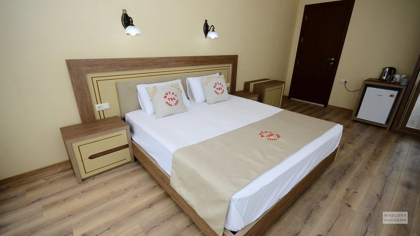 Интерьер номера в отеле 752