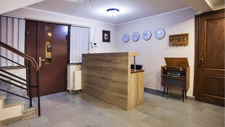 Hotel 9 rooms