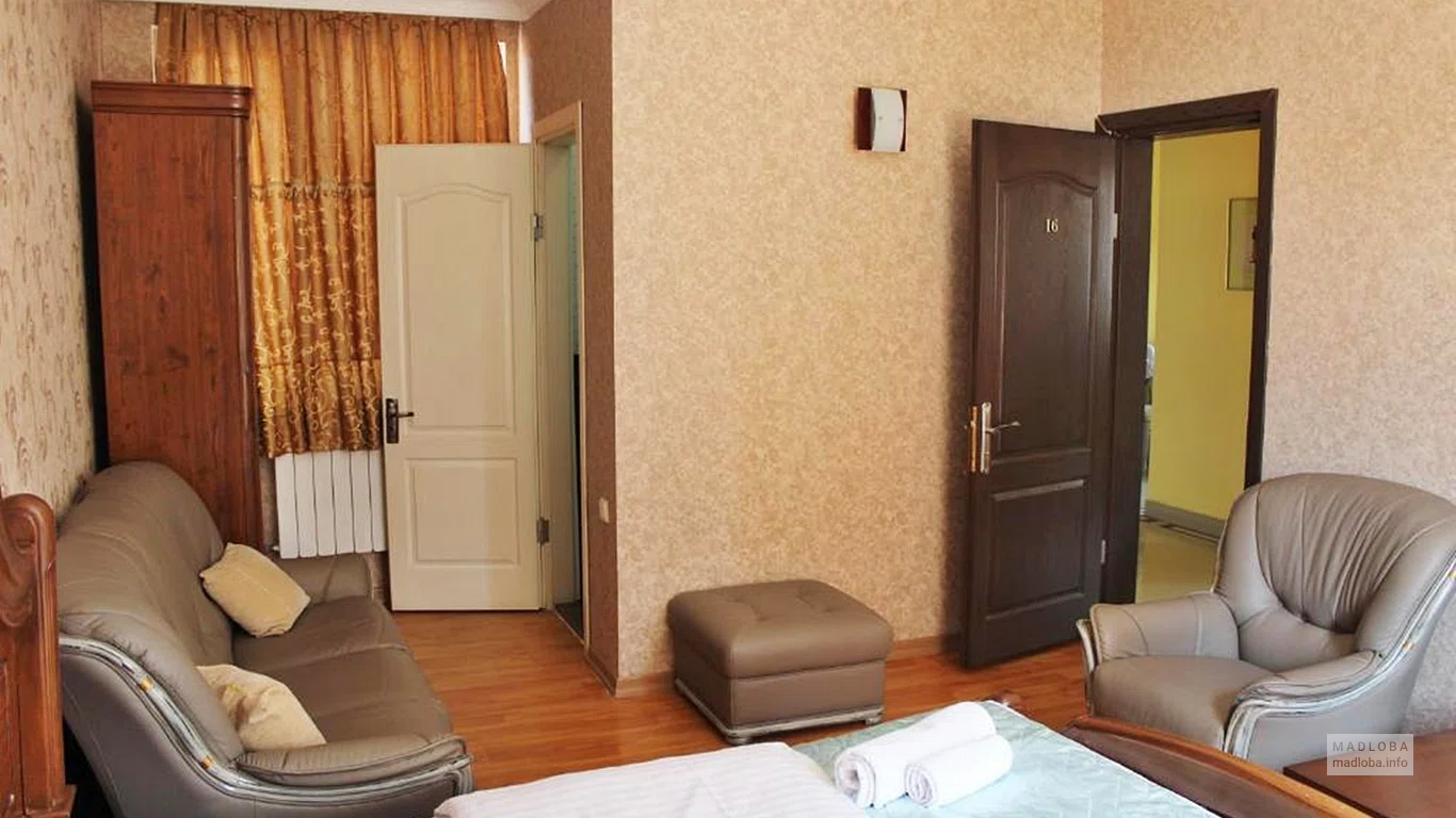 Интерьер в номере Hotel Elegant Garden