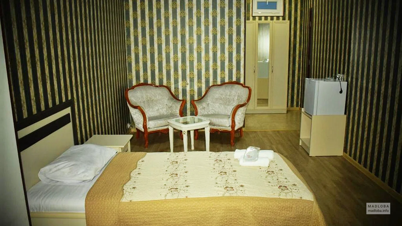 Номер в Hotel Kourosh в Тбилиси