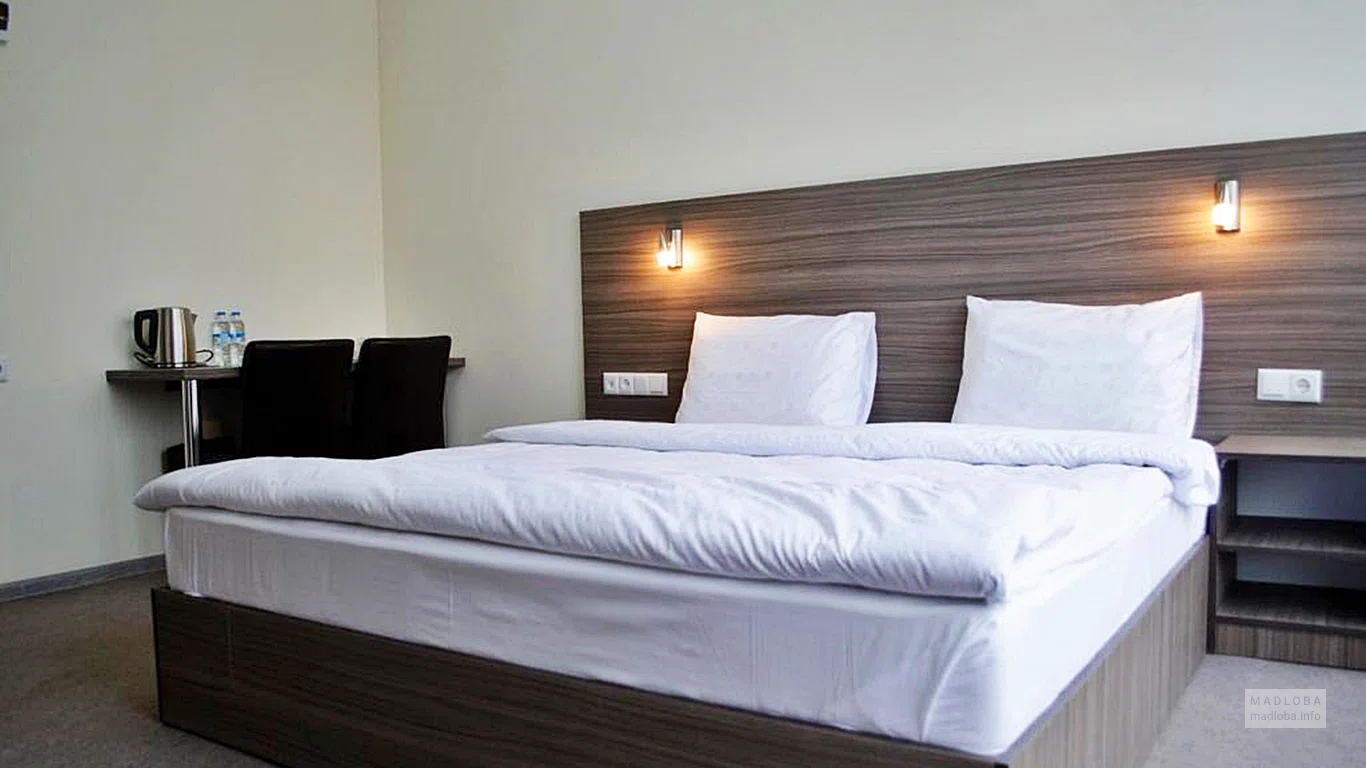 Hotel M9