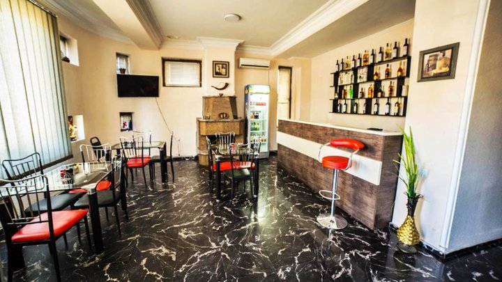 Hotel Rostus