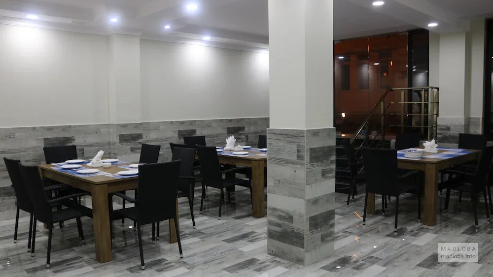 Столовая в Hotel Aristocrat Batumi