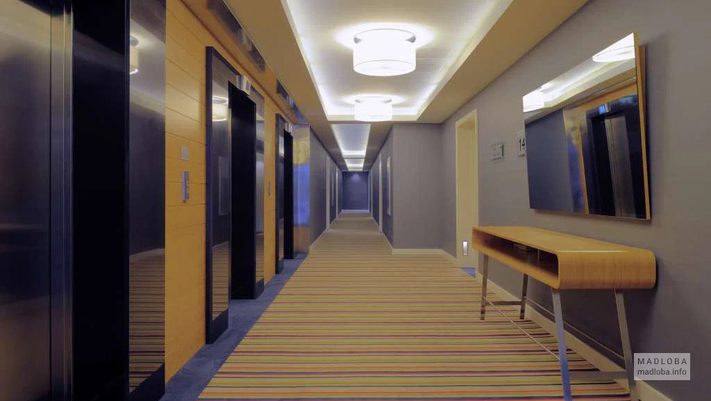 Коридор в отеле Radisson Blu Batumi