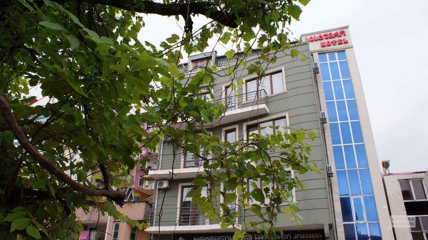 Вид здания Hotel Riva