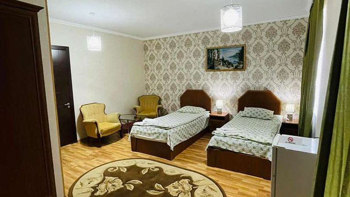 სასტუმრო რომანტიკა