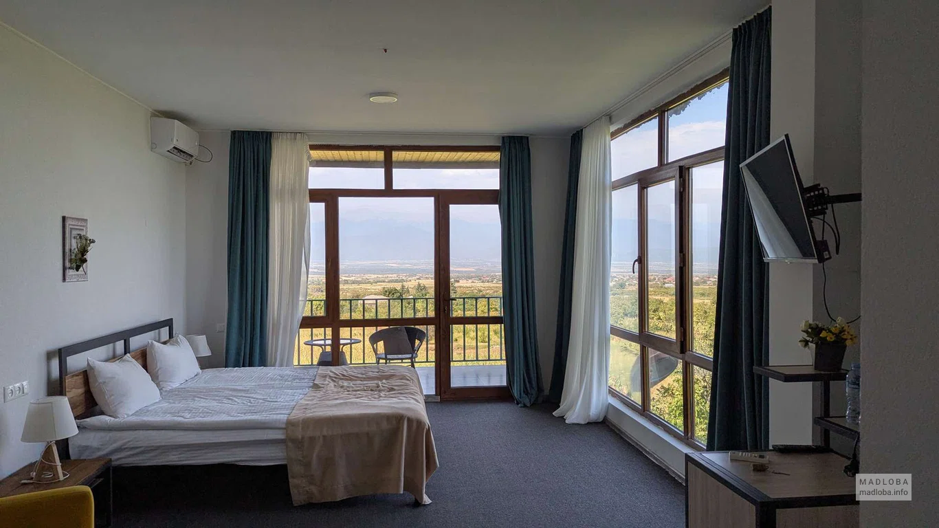 Hotel & Wine Cellar ARGE_ в Телави
