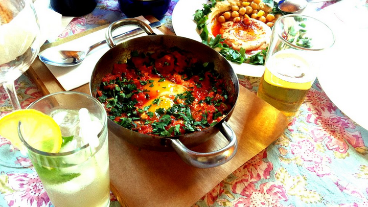 Hummus bar